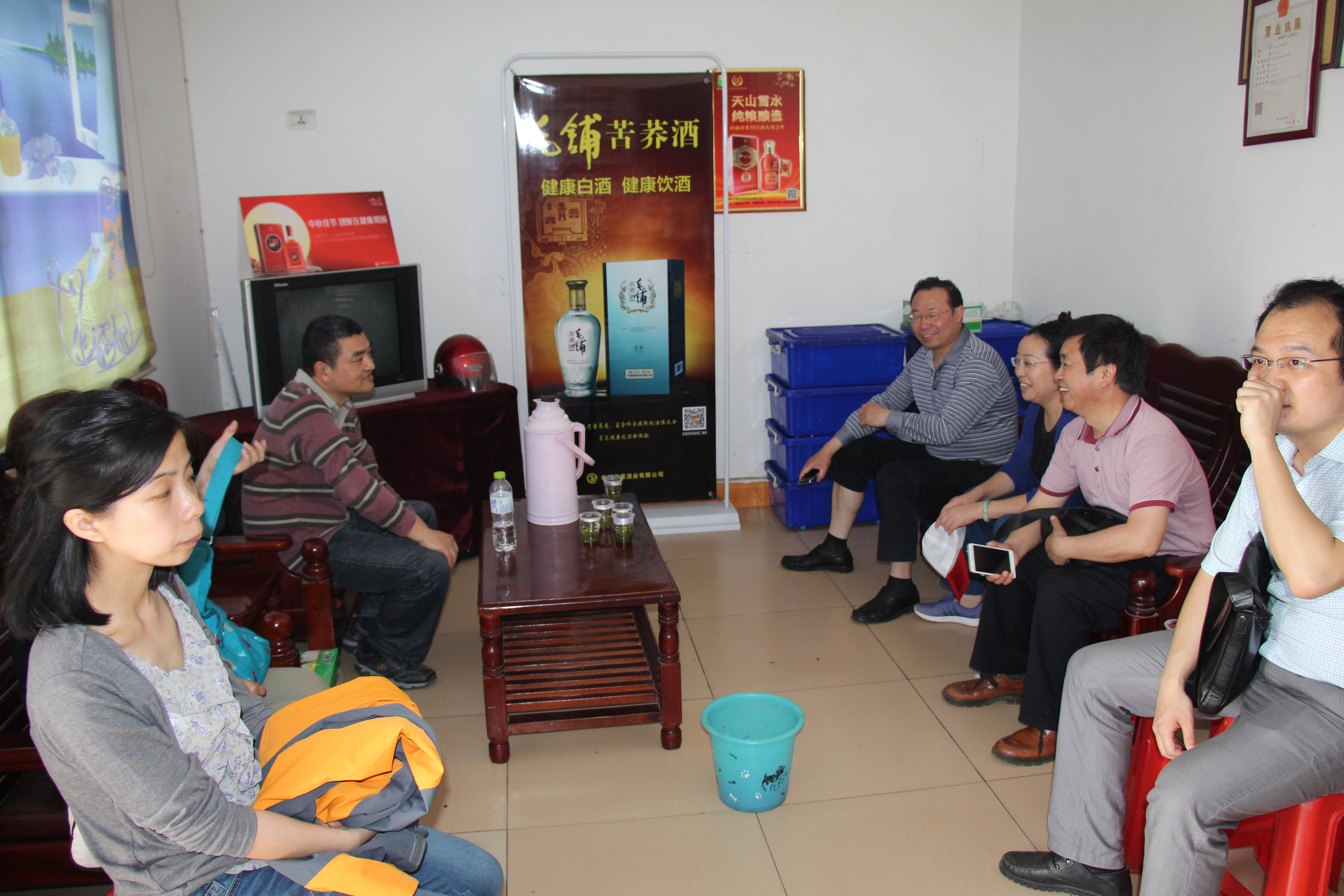 教师进农户，理论下基层——韦德bevictor全体党员教师赴英山县乌云山村学习调研