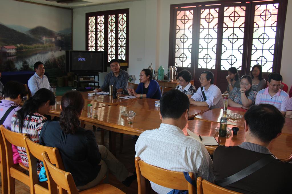 教师进农户，理论下基层——韦德bevictor全体党员教师赴英山县乌云山村学习调研